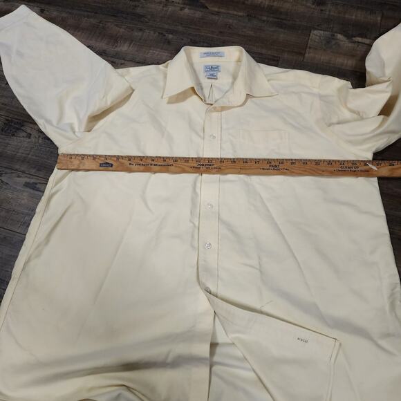 L.L. Bean Men's Yellow Button Down Long Sleeve Shirt 18/35 2331 - Picture 3 of 7